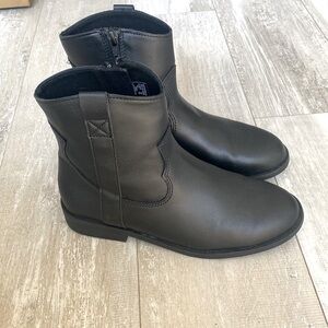 ZARA BLACK FAUX LEATHER BOOT SIZE 35EU
